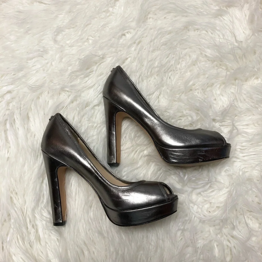 🎉HP🎉GORGEOUS COACH BREANA PLATFORM PEEPTOE HEELS/SHOES